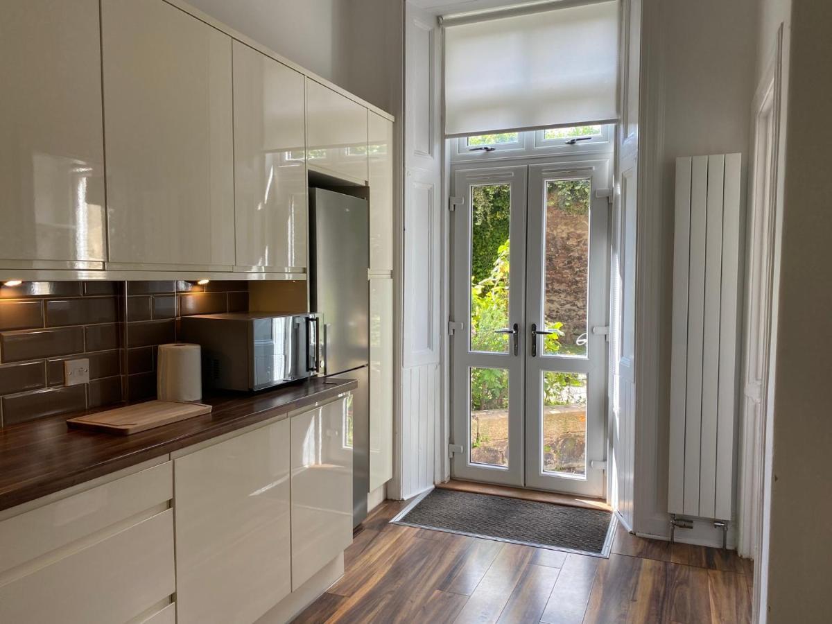 Lovely Main Door 2 Bed Apartment 爱丁堡 外观 照片